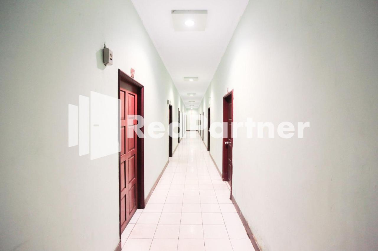 Hotel Mexicanna Syariah Mitra Reddoorz Jambi Exterior foto